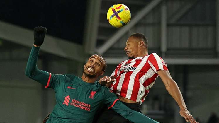 El Liverpool  tras su derrota ante el  Brentford, pierde los puestos de clasificar a la Champions.