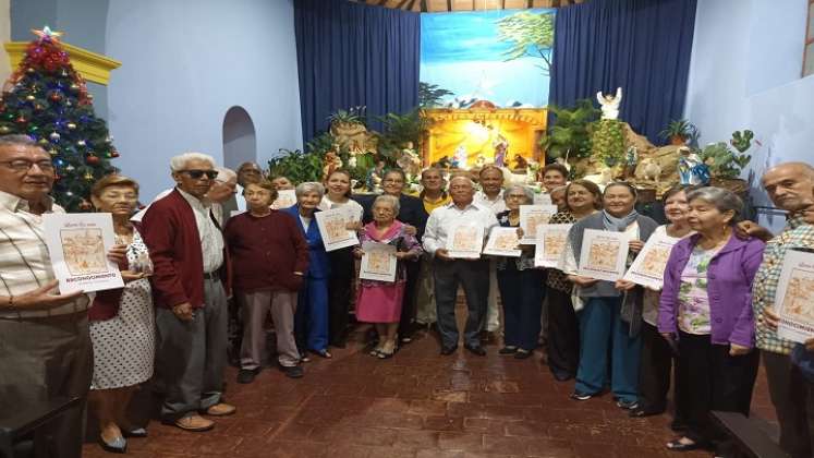 En Ocaña se rinde homenaje a los representantes de la tercera edad que han dejado huellas.