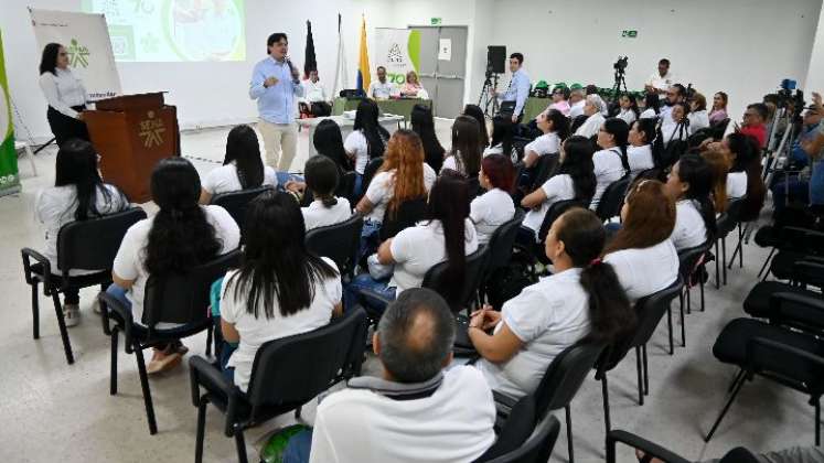 écnico en Electricidad Industrial solo para mujeres. / Foto: Jorge Gutiérrez / La Opinión 