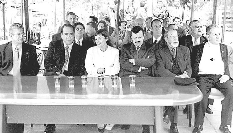 Foto del recuerdo | Homenaje a los 62 años de la Unipamplona