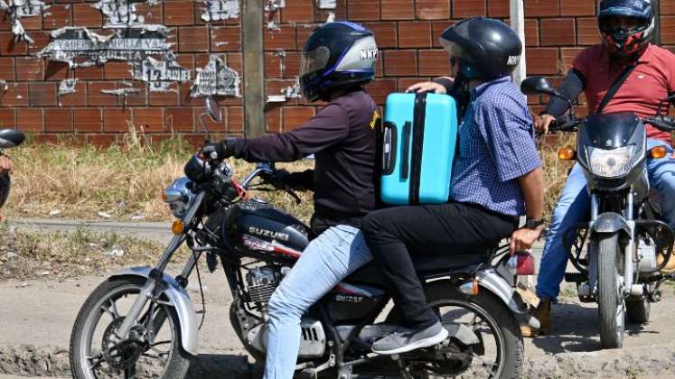 Con siete acuerdos terminó el paro de taxistas