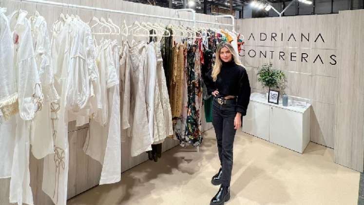 Cucuteña Adriana Contreras, en feria de moda en España