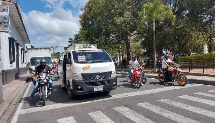 Comienzan a regir las tarifas del transporte urbano de pasajeros en el municipio de Ocaña.