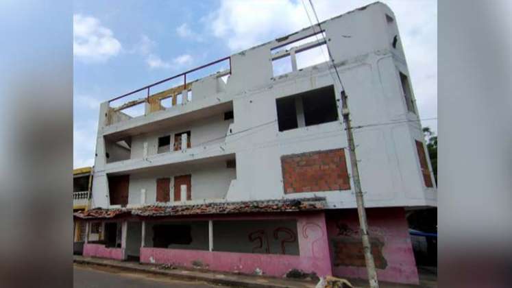 Predios abandonados, en manos de habitantes de la calle