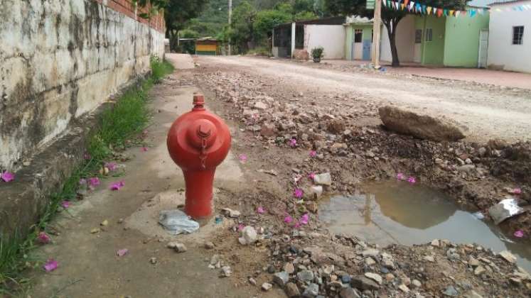 Piden celeridad en llegada de agua potable al corregimiento.