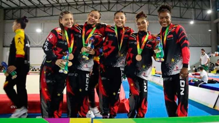 Equipo femenino de Norte gimnasia artística 