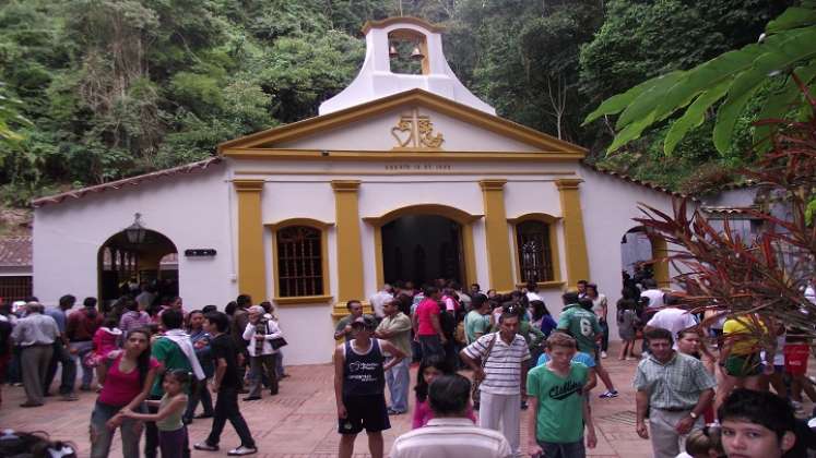 En el santuario del agua se venera con inmenso fervor religioso la imagen de la virgen morena.  / Foto: Cortesía