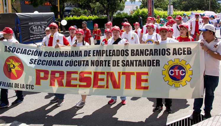 Hoy, los sindicatos y trabajadores marchan nuevamente en Cúcuta para reclamar derechos./ Foto Archivo