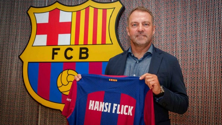 Hansi Flick fue recibido ayer por los dirigentes del Barcelona. 