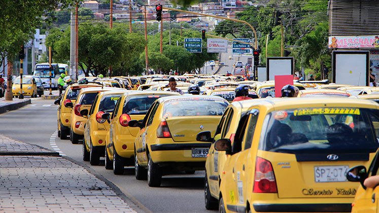 El gasto público en ese auxilio monetario para los taxistas será de $40.000 millones, de acuerdo con Minhacienda./ Foto Archivo