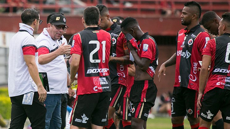 Álvaro Hernández, técnico del Cúcuta Deportivo. 