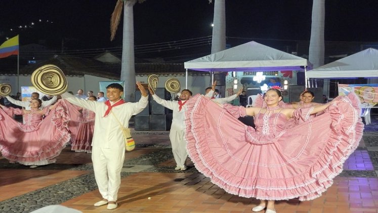 Los artistas universitarios se dieron cita en el Instituto de Cultura y Bellas Artes de Ocaña para expresar las manifestaciones de los pueblos./ Foto: Cortesía