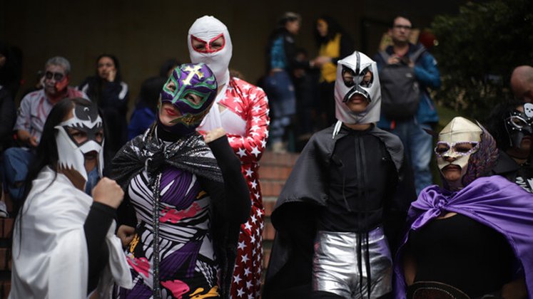 Cuidado de los niños en Halloween