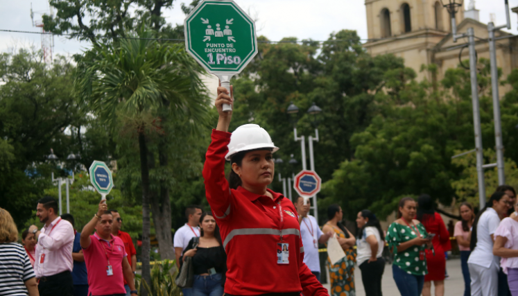 El parque Santander fue punto de encuentro tras el ejercicio de evacuación. 