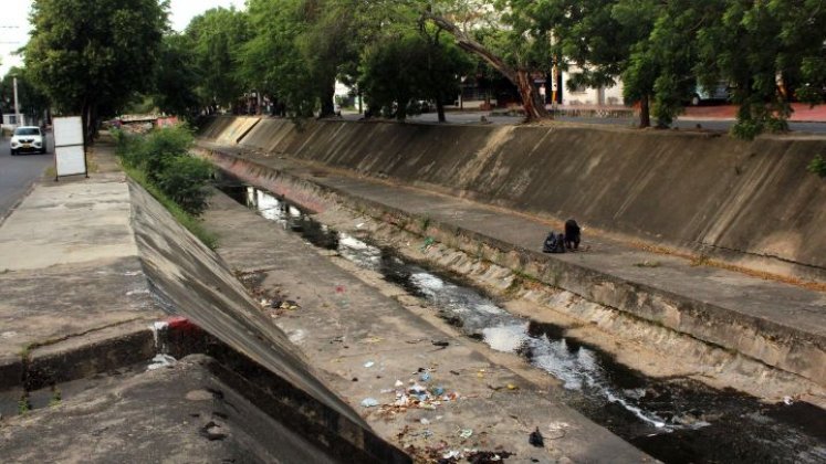 El canal Bogotá es el principal foco de inseguridad en el barrio. / Foto: Carlos Ramírez. 