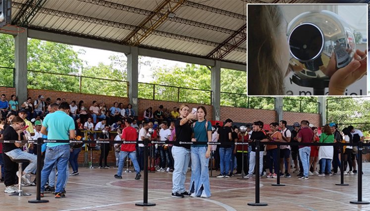 Centenares de habitantes del área metropolitana y venezolanos acudieron a los sitios adecuados por World. / Foto La Opinión