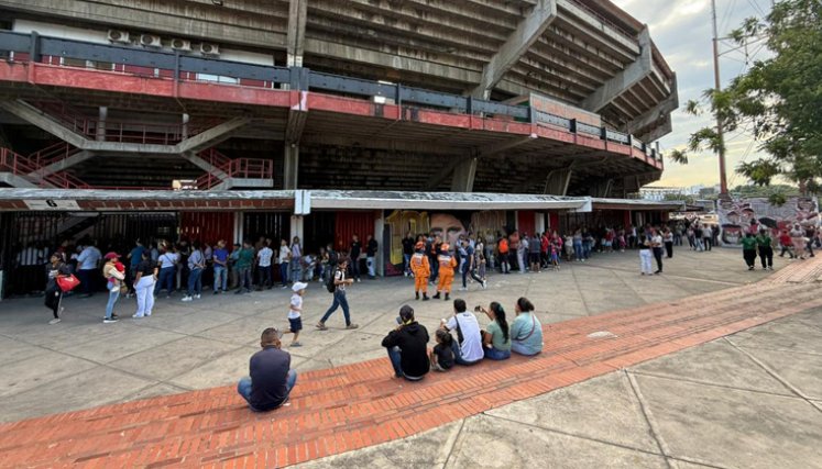 Habilitan el estadio General Santander para atender a los desplazados del Catatumbo 