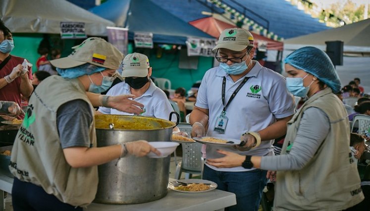 Con el firme propósito de brindar alimentación balanceada se habilitan los comedores infantiles. Fotos cortesía ICBF.