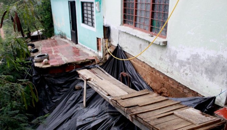  Casa en riesgo por las lluvias