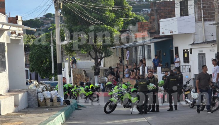 Policia