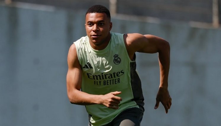El francés no ha podido entrenar con el equipo.
