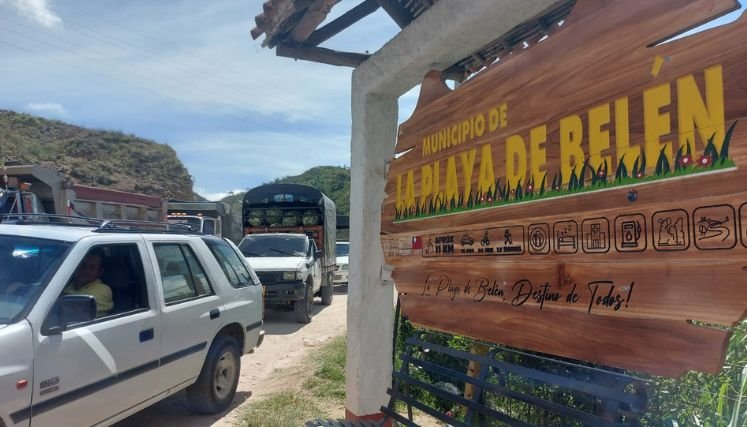 Hasta que Ungrd no pague, volqueteros mantendrán bloqueos El gremio transportador reclama al Gobierno nacional el pago de la deuda por el arreglo de las vías.