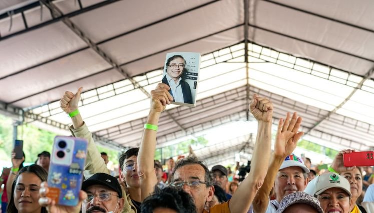 El presidente Petro lanza el programa de agroindustria y comercialización del Catatumbo.