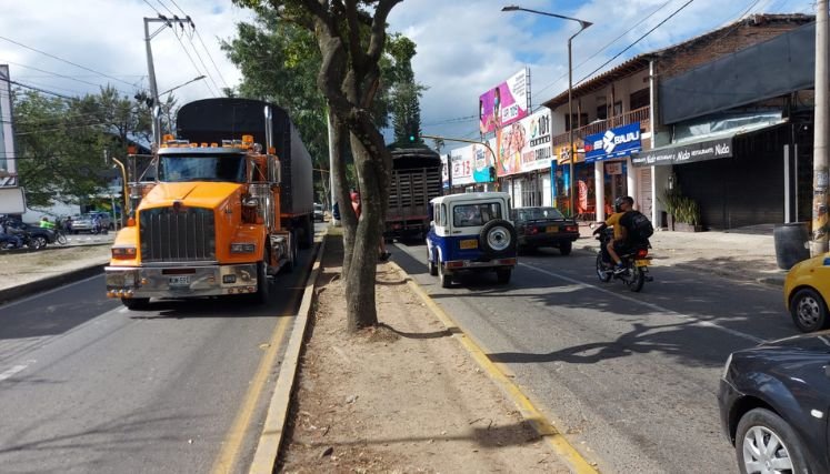 Queda rotundamente prohibida la circulación de tractomulas en las calles céntricas de Ocaña.
