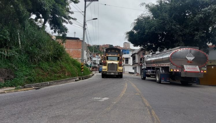 Queda rotundamente prohibida la circulación de tractomulas en las calles céntricas de Ocaña.