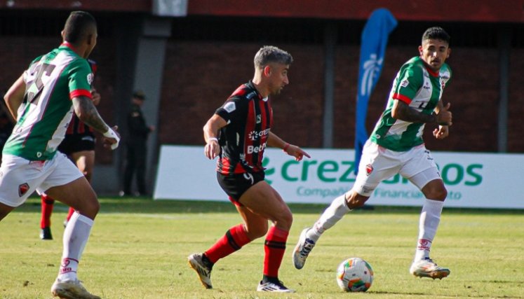 El Cúcuta Deportivo con una remozada nómina enfrenta su pesadilla Patriotas.