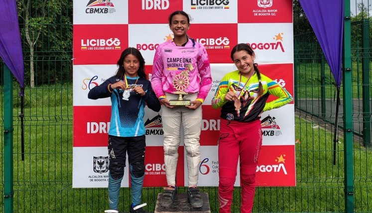Camila De La Hoz bicicrosista cucuteña.