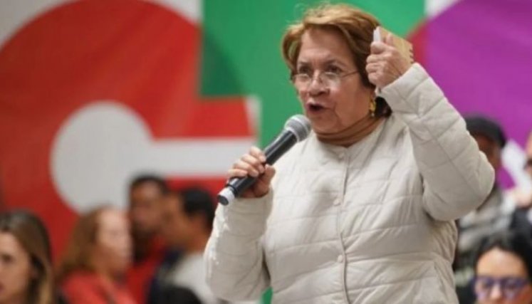 AIDA AVELLA. 
