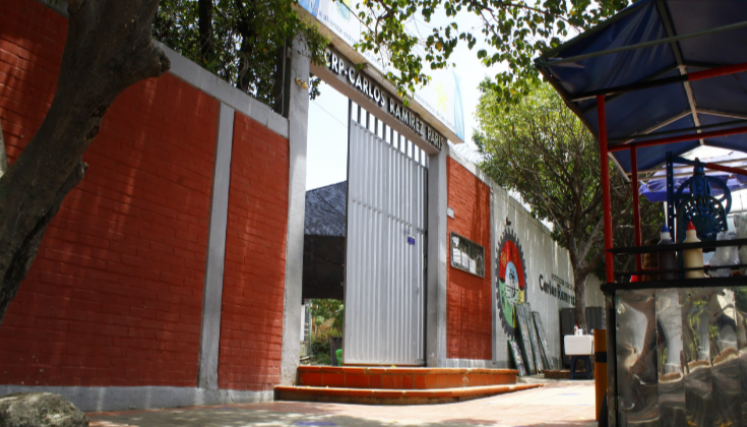 Situación irregular en Colegio Carlos Ramírez París.