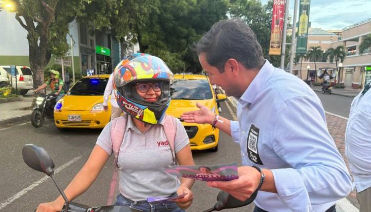 David Luna estuvo en Cúcuta recogiendo firmas para avalar su aspiración presidencial./Foto cortesía