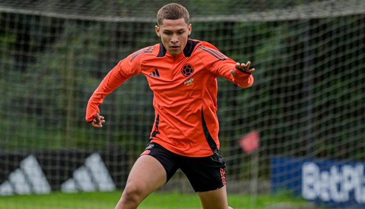Dayan Pérez, Selección Colombia Sub-17. 