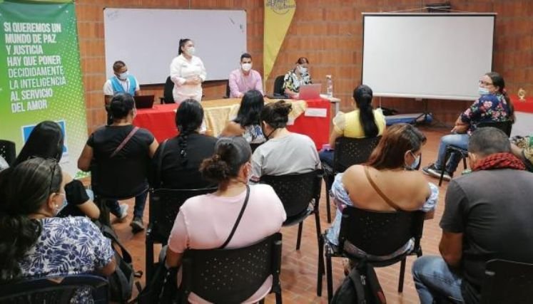 Desplazados de la violencia exigen una vivienda digna. Los tres niveles del Estado deben buscar soluciones inmediatas.