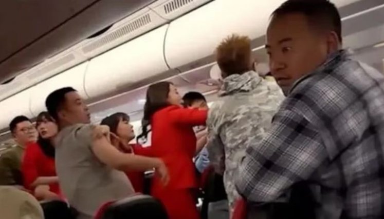 VUELO ENTRE MALASIA Y CHINA