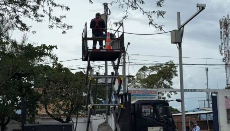 En este sitio de la avenida 7 con calle 15, en El Salado, se atentó contra una cámara de fotodetección./Foto Cortesía