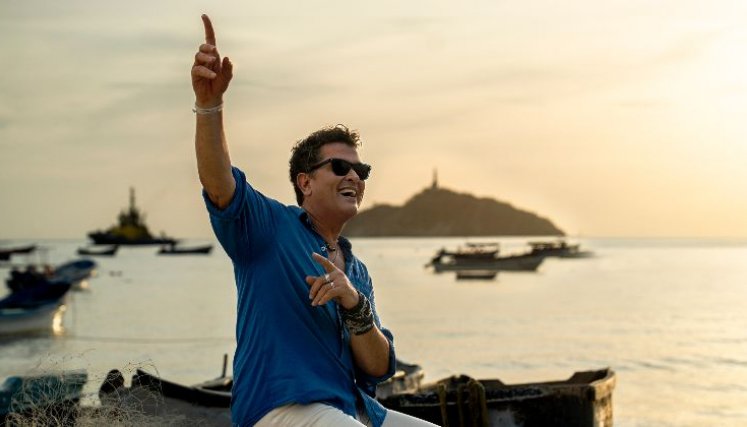 Carlos Vives celebra los 500 años de Santa Marta con un himno caribeño.