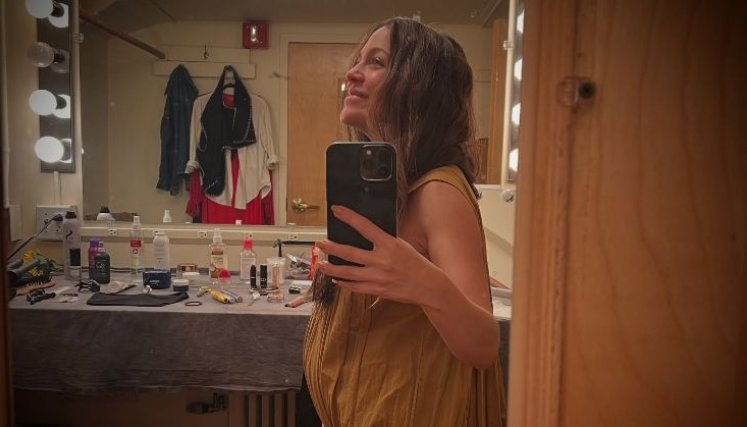 Natalia Lafourcade revela que será madre por primera vez.