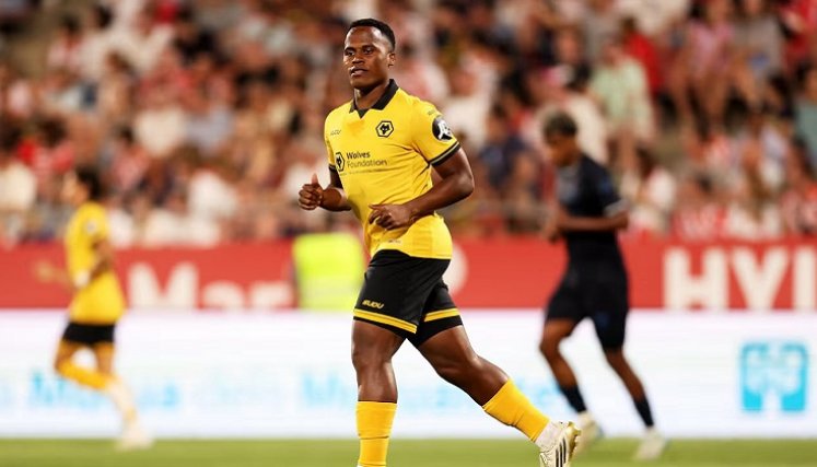 Jhon Arias tendrá un gran reto en el fútbol inglés esta temporada.