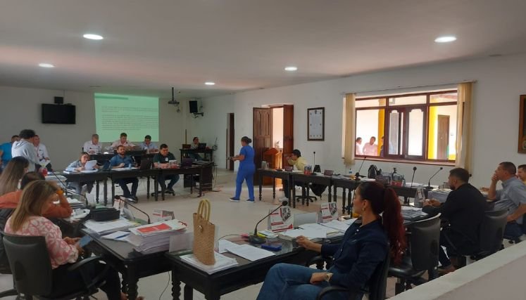 Los concejales de Ocaña analizan 9 iniciativas por el progreso y desarrollo de la región.