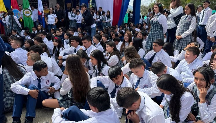 El gobernador de Norte de Santander consolida una fuerte inversión en Ocaña.