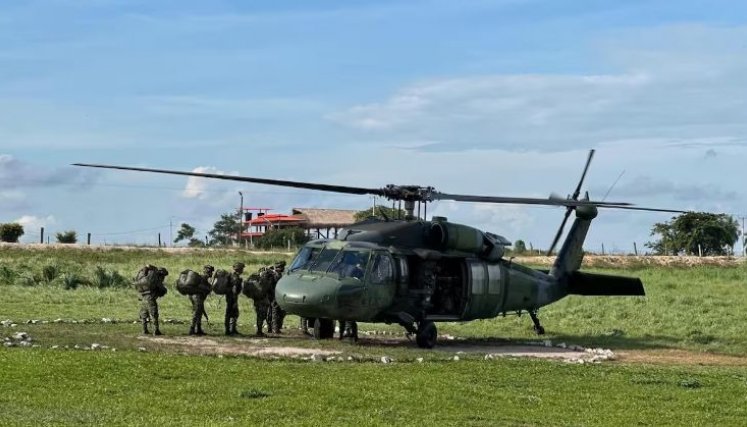 MILITARES BOLÍVAR
