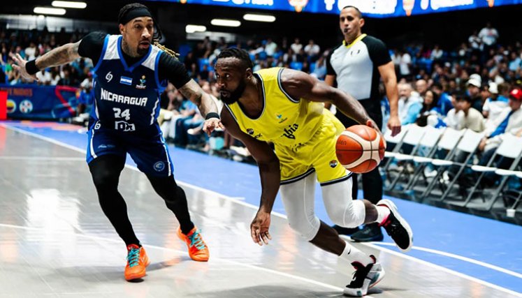Michael Jackson, Selección Colombia de baloncesto. 