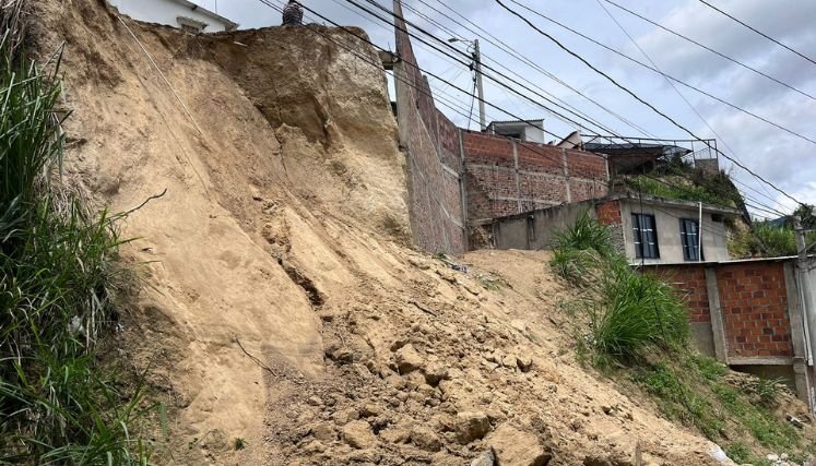 En máxima alerta se encuentran los organismos de socorro por las lluvias esporádicas.