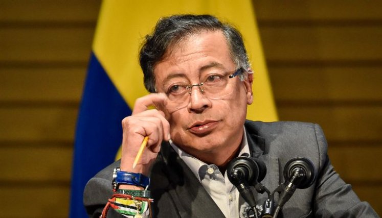 Petro denuncia guerra entre el ELN y la Segunda Marquetalia dentro de Venezuela.