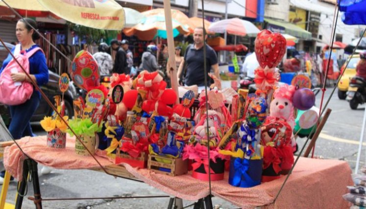Comercio de Cúcuta reporta ventas bajas en el marco de amor y amistad