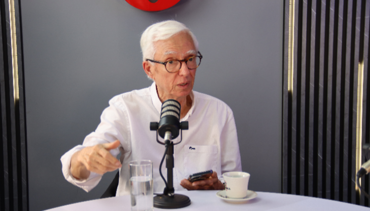 Exsenador Jorge Enrique Robledo.