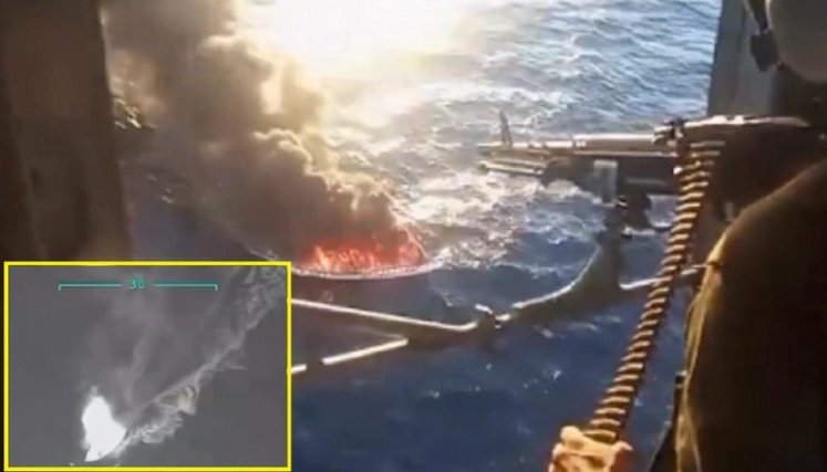 Narcolancha destruida por EEUU Narcolancha destruida por EEUU